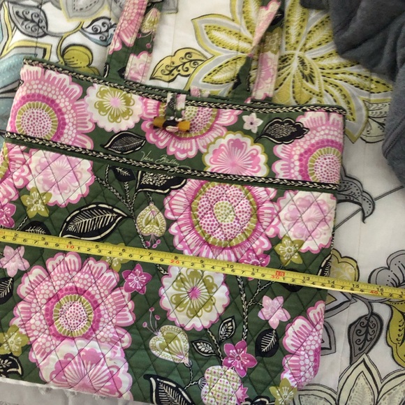 Vera Bradley Olivia Pink tote & crossbody - Picture 4 of 13